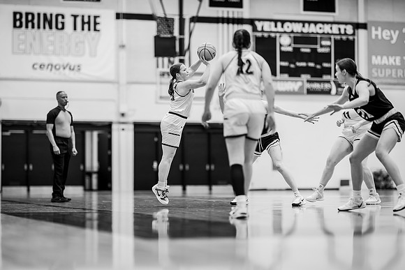 WBB vs STOUT -64