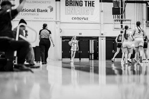 WBB vs STOUT -121