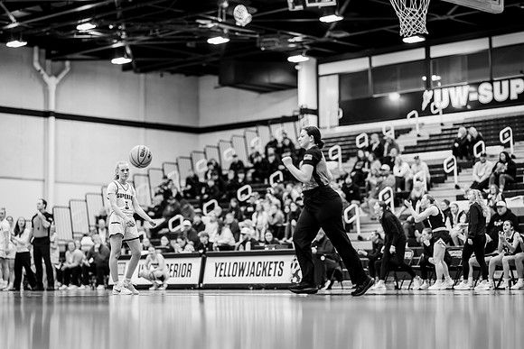WBB vs STOUT -137