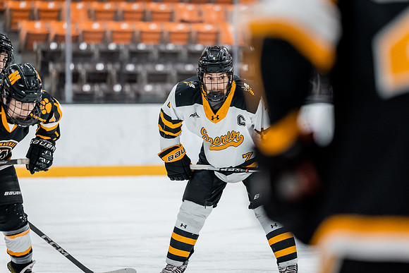 CMHKY vs UWM -12