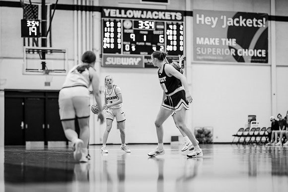 WBB vs STOUT -62
