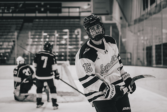 CMHKY vs UWM -151