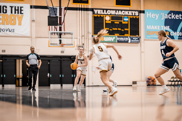 WBB vs STOUT -66