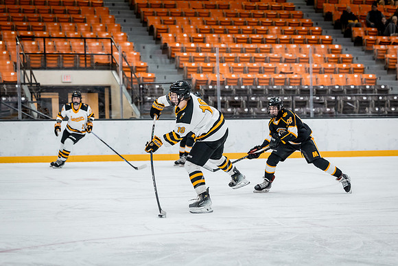 CMHKY vs UWM -13