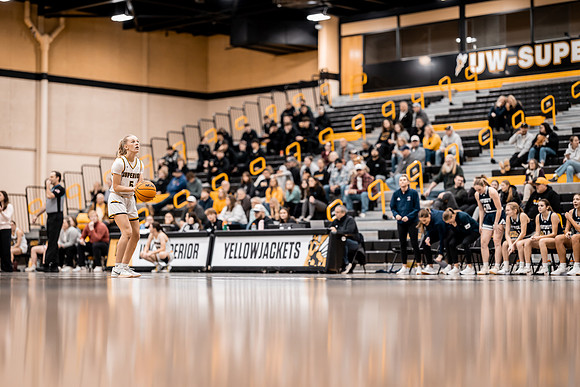 WBB vs STOUT -132