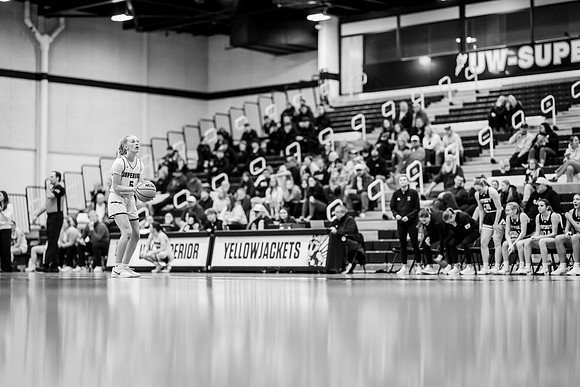 WBB vs STOUT -133
