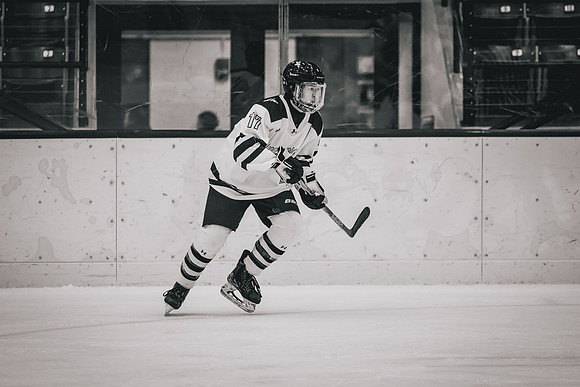 CMHKY vs UWM -137