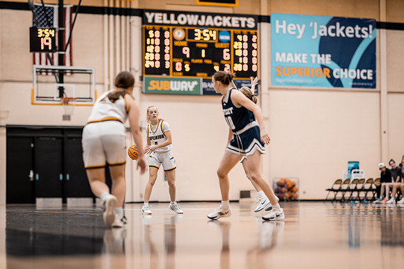 WBB vs STOUT -61