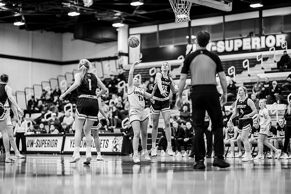 WBB vs STOUT -75