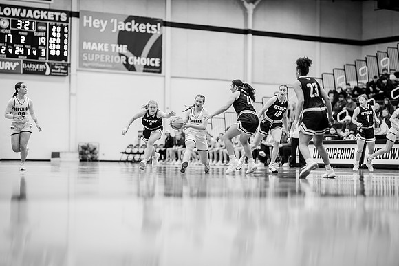 WBB vs STOUT -125