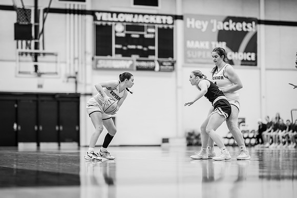 WBB vs STOUT -48