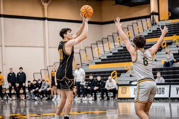 MBB vs SNC -82