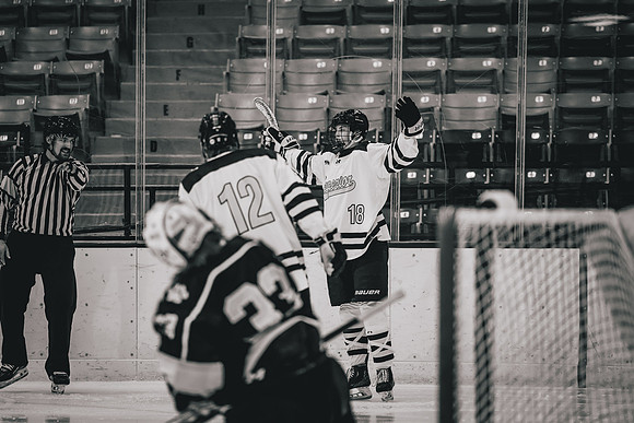 CMHKY vs UWM -88