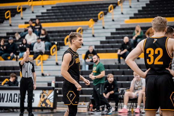 MBB vs SNC -96