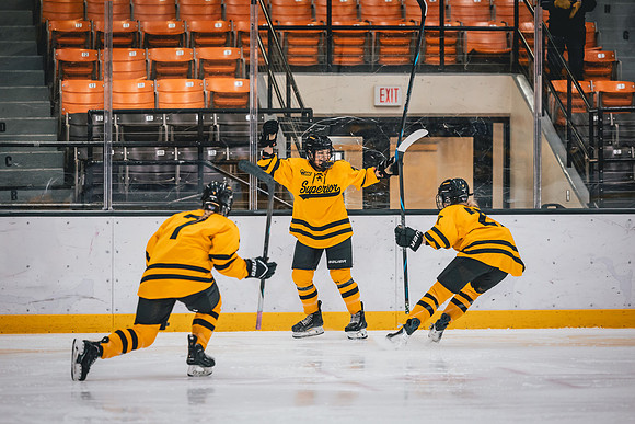 WHKY vs UWEC-3