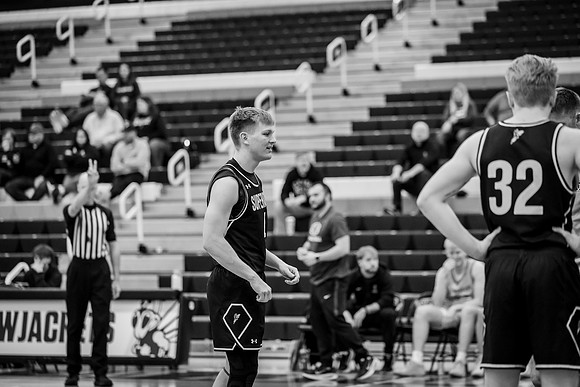 MBB vs SNC -97