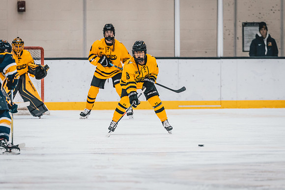 whky vs uwec-77