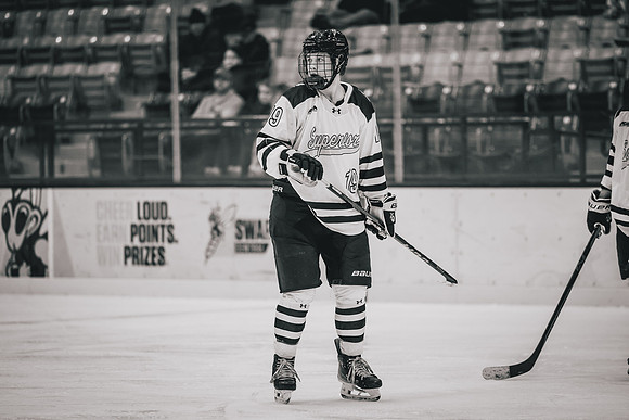 CMHKY vs UWM -131