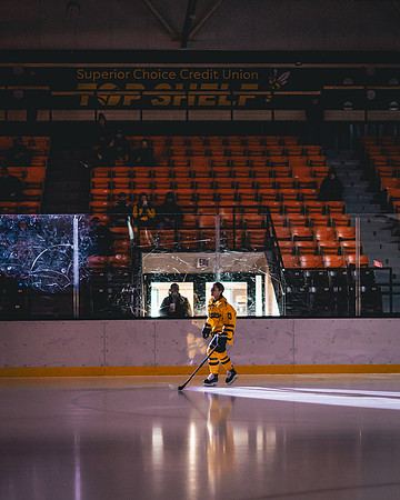 whky vs uwec-63