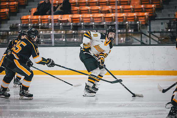 CMHKY vs UWM -71