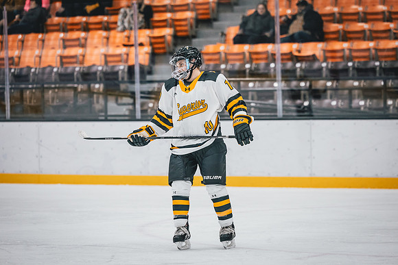 CMHKY vs UWM -127