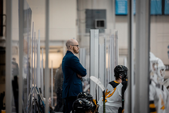 CMHKY vs UWM -70