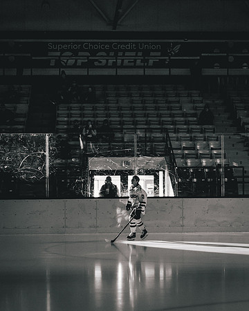 whky vs uwec-64