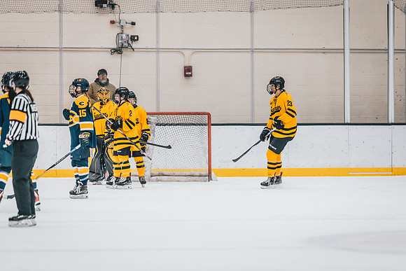 whky vs uwec-117