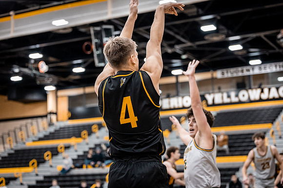 MBB vs SNC -31