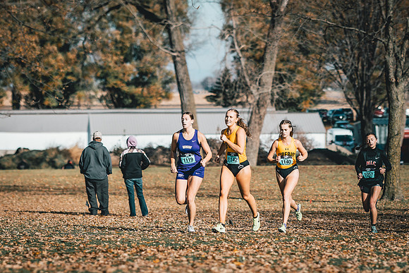 UWS XC CHAMP-1-136