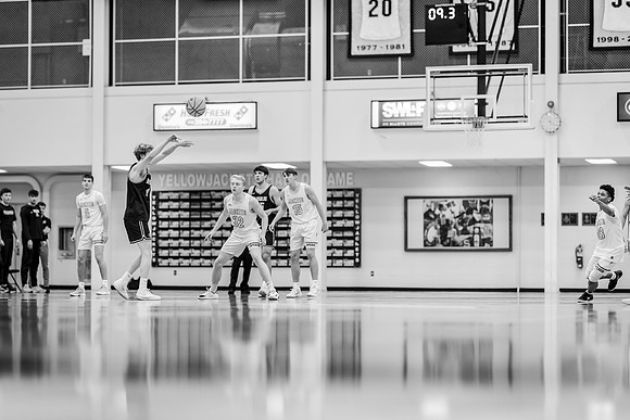 UWS MBB vs UWEC-164