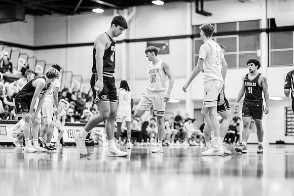 UWS MBB vs UWEC-158