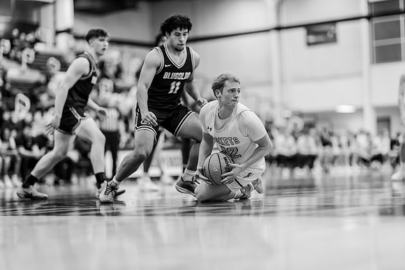 UWS MBB vs UWEC-89