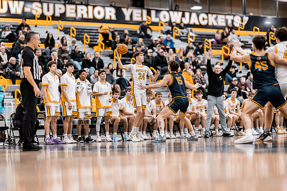 UWS MBB vs UWEC-128