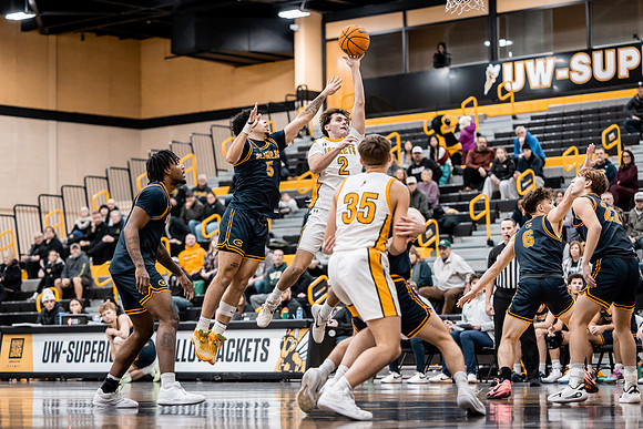 UWS MBB vs UWEC-39