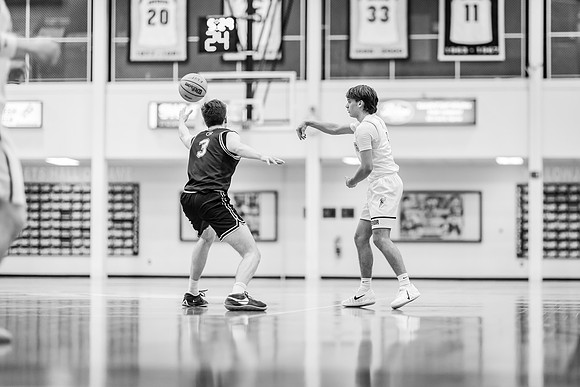 UWS MBB vs UWEC-117