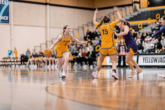 WBB vs UWSP Edits-50