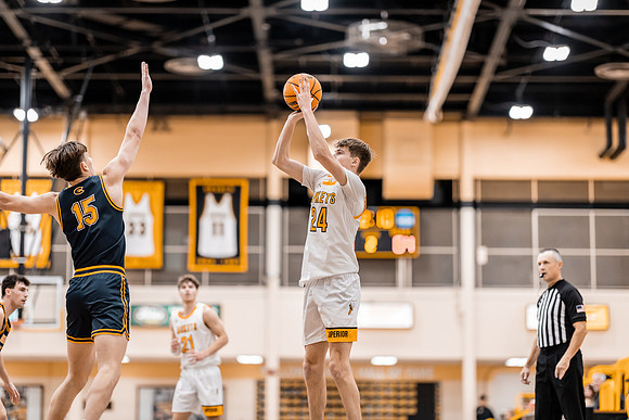UWS MBB vs UWEC-139