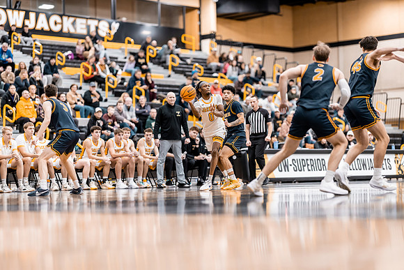 UWS MBB vs UWEC-109