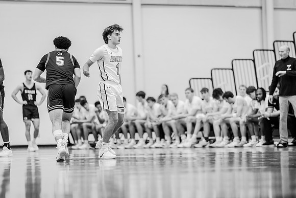 UWS MBB vs UWEC-30