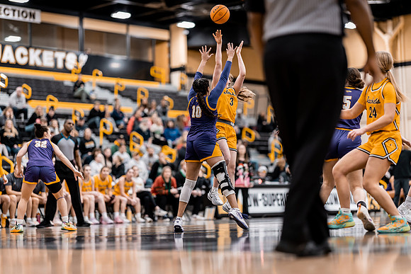 WBB vs UWSP Edits-118