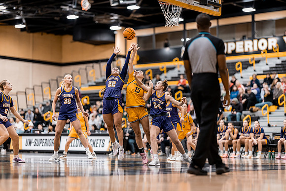 WBB vs UWSP Edits-24