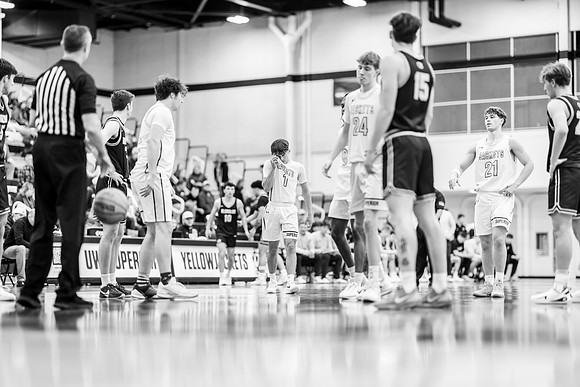 UWS MBB vs UWEC-126