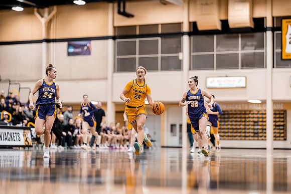WBB vs UWSP Edits-121