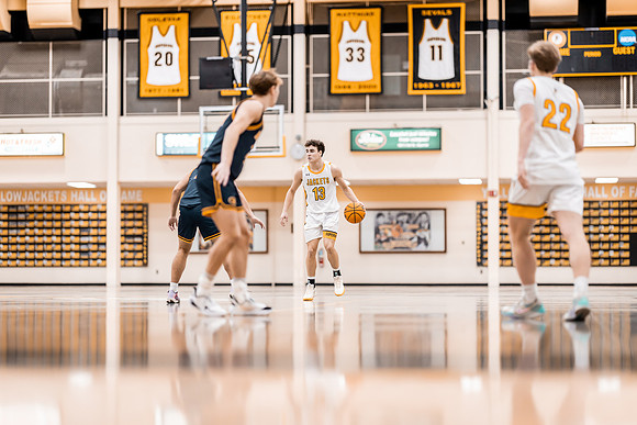 UWS MBB vs UWEC-85