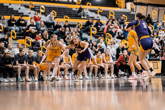 WBB vs UWSP Edits-104