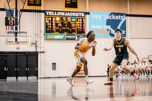 UWS MBB vs UWEC-50