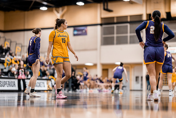 WBB vs UWSP Edits-102