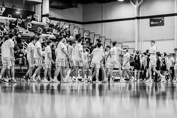 UWS MBB vs UWEC-80
