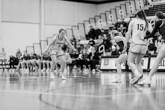 WBB vs UWSP Edits-49